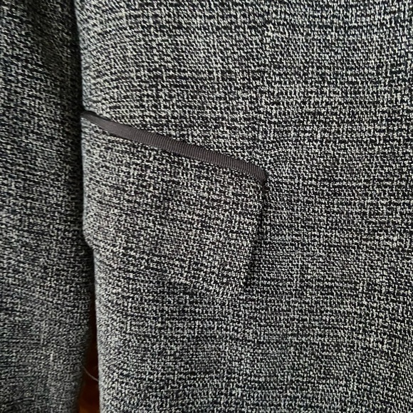 Brown and black blazer - Picture 3 of 7